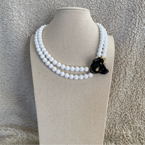 KJL for Avon Midnight Rose Necklace - Picture 7 of 7